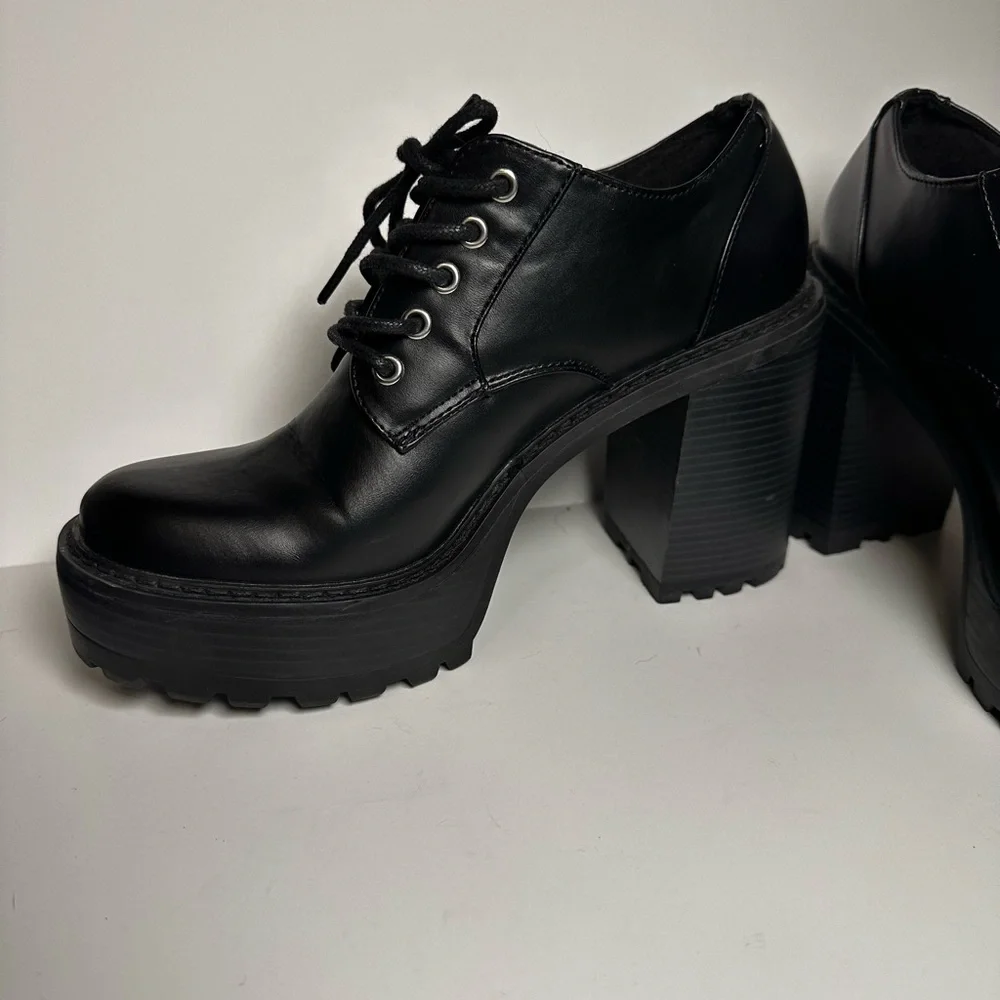 Madden Girl Keeperr Oxford Chunky Heel Lace-Up Women's Shoes size 8.5 - Picture 3 of 8